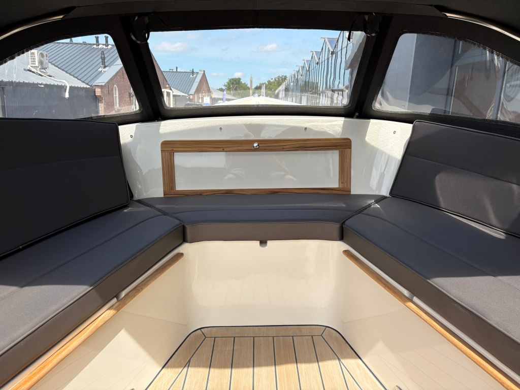 Evolution 6 Tender — foto 6 van 13