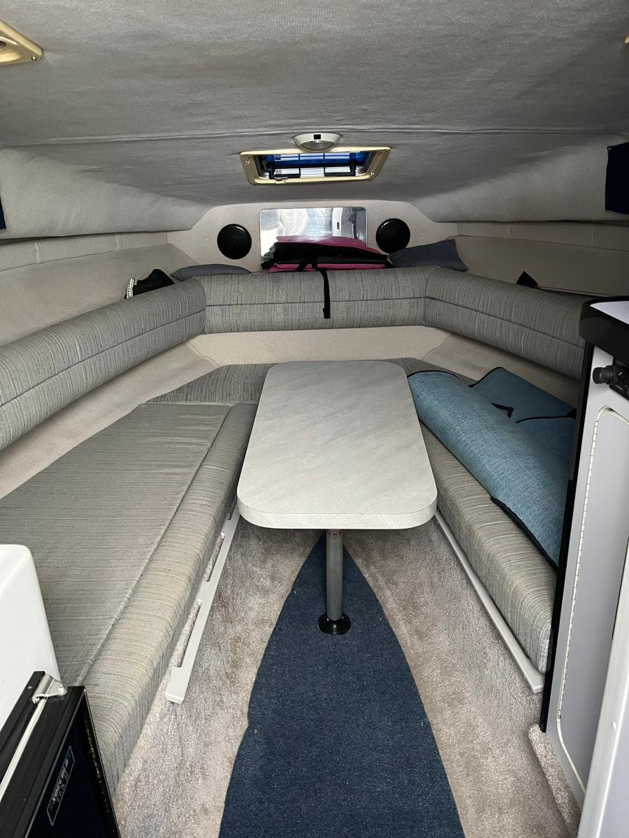 Rinker 260 FIESTA FEE — foto 12 van 17
