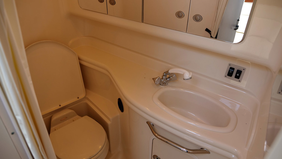 Sea Ray 340 Sundancer — foto 32 van 58