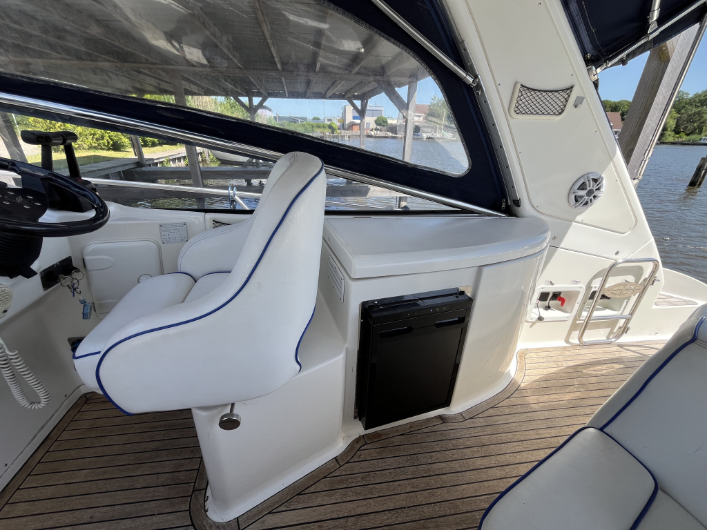 Bavaria  30 Sport — foto 12 van 23