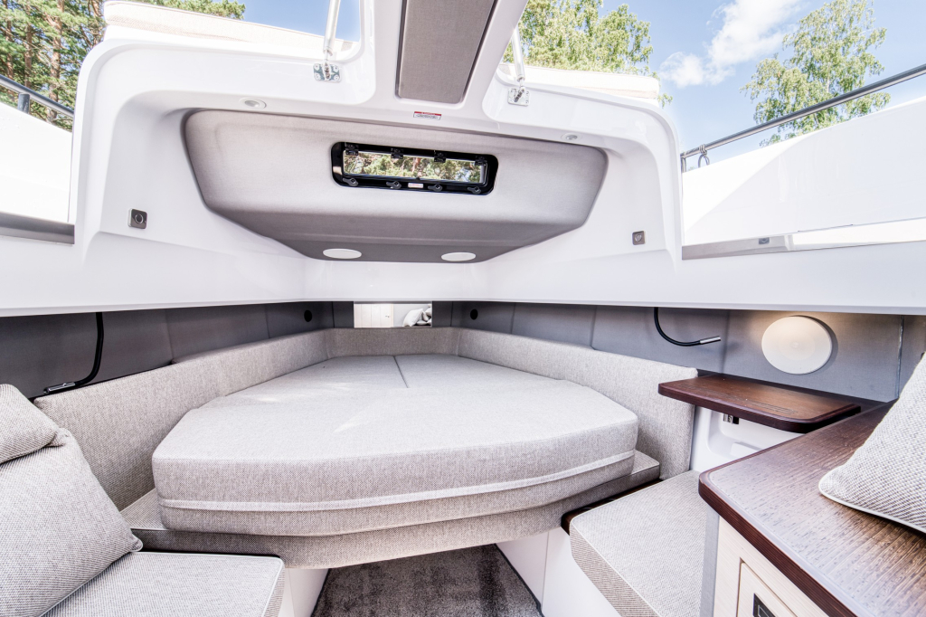 Axopar 45 Cross Cabin BRABUS — foto 15 van 23
