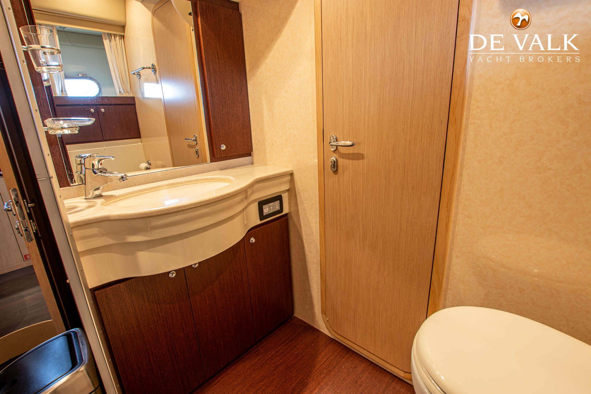 Ferretti 550 — foto 36 van 43