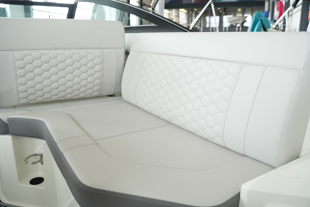 Sea Ray SDX 250 — foto 64 van 82