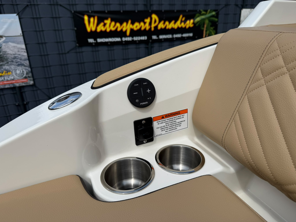 Sea Ray SDX 230 — foto 12 van 50