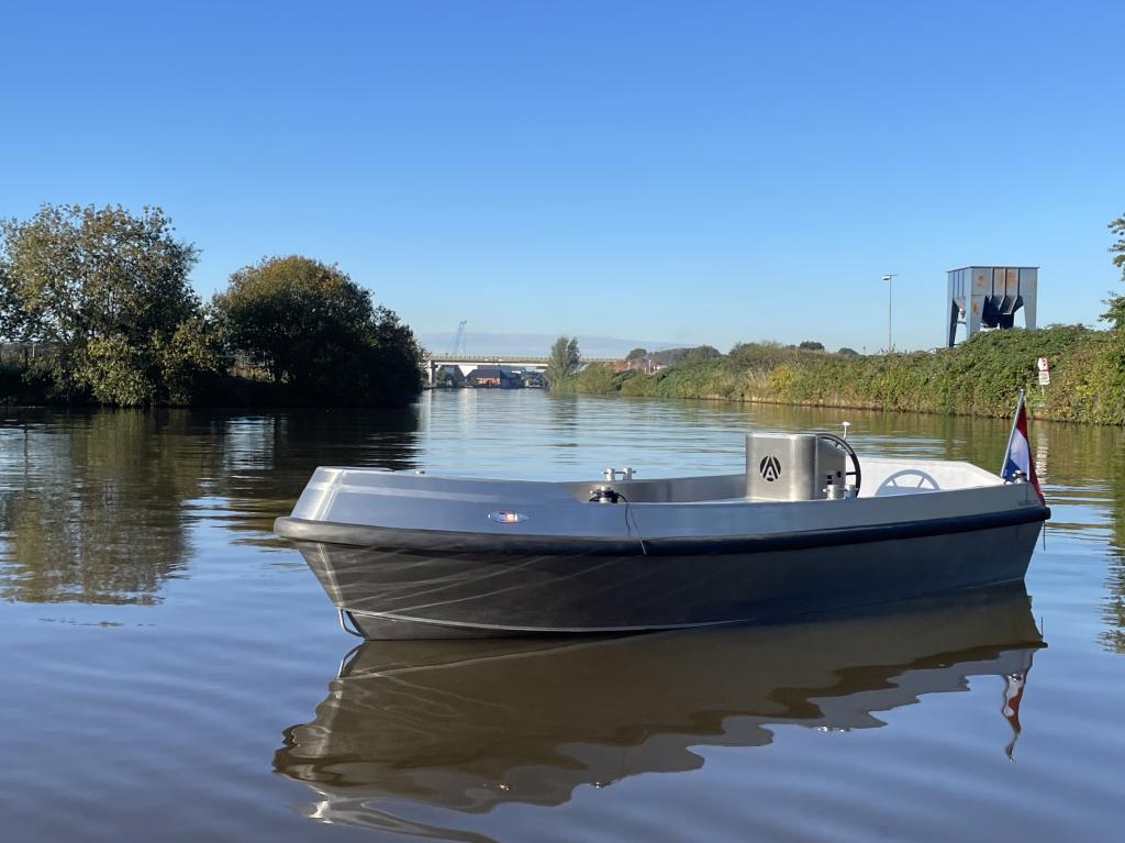 AluShip Tyfoon — foto 1 van 7
