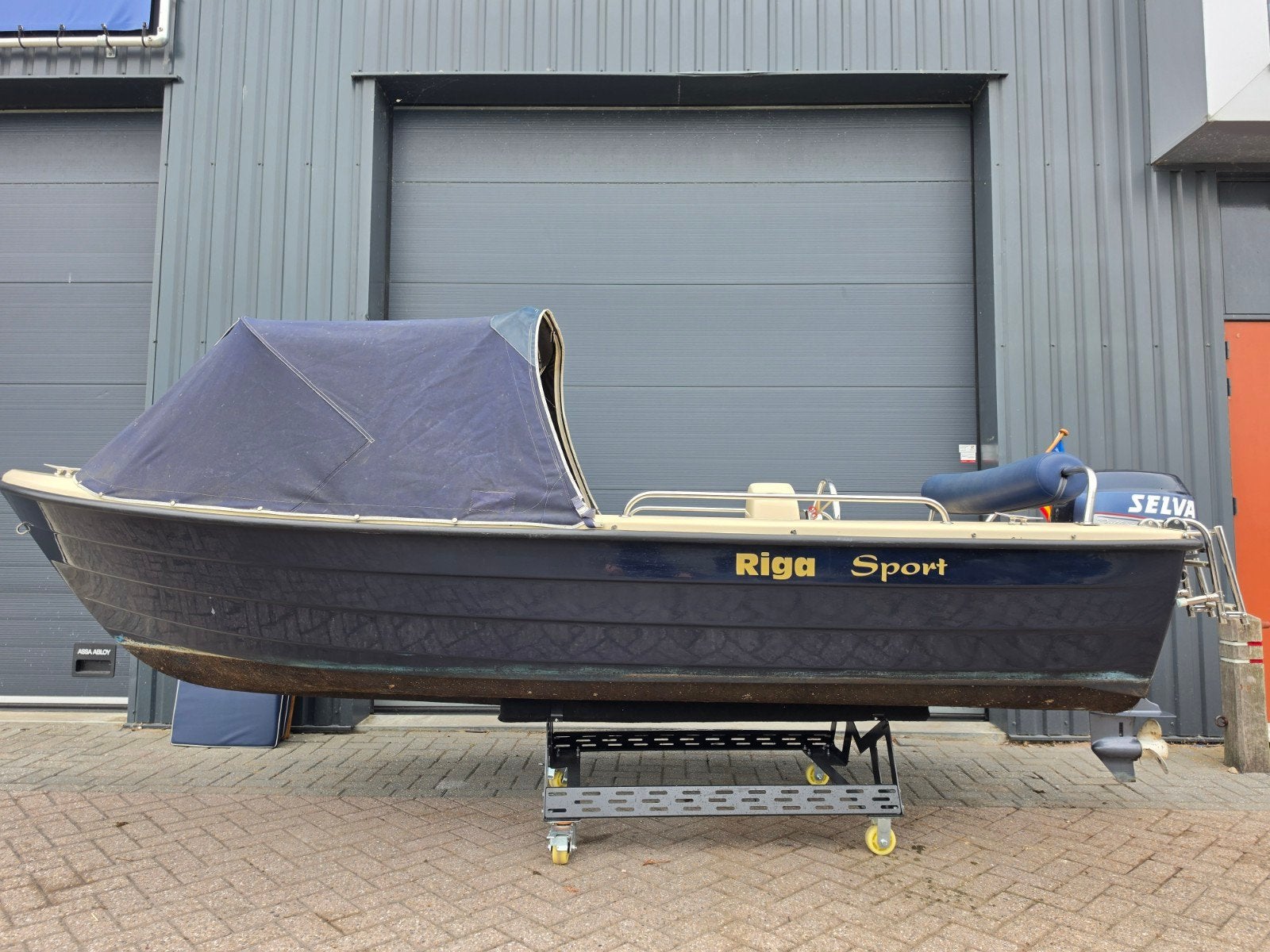 Prachtige Riga 430 + Selva (Yamaha) 9,9PK 4 Takt — foto 5 van 11