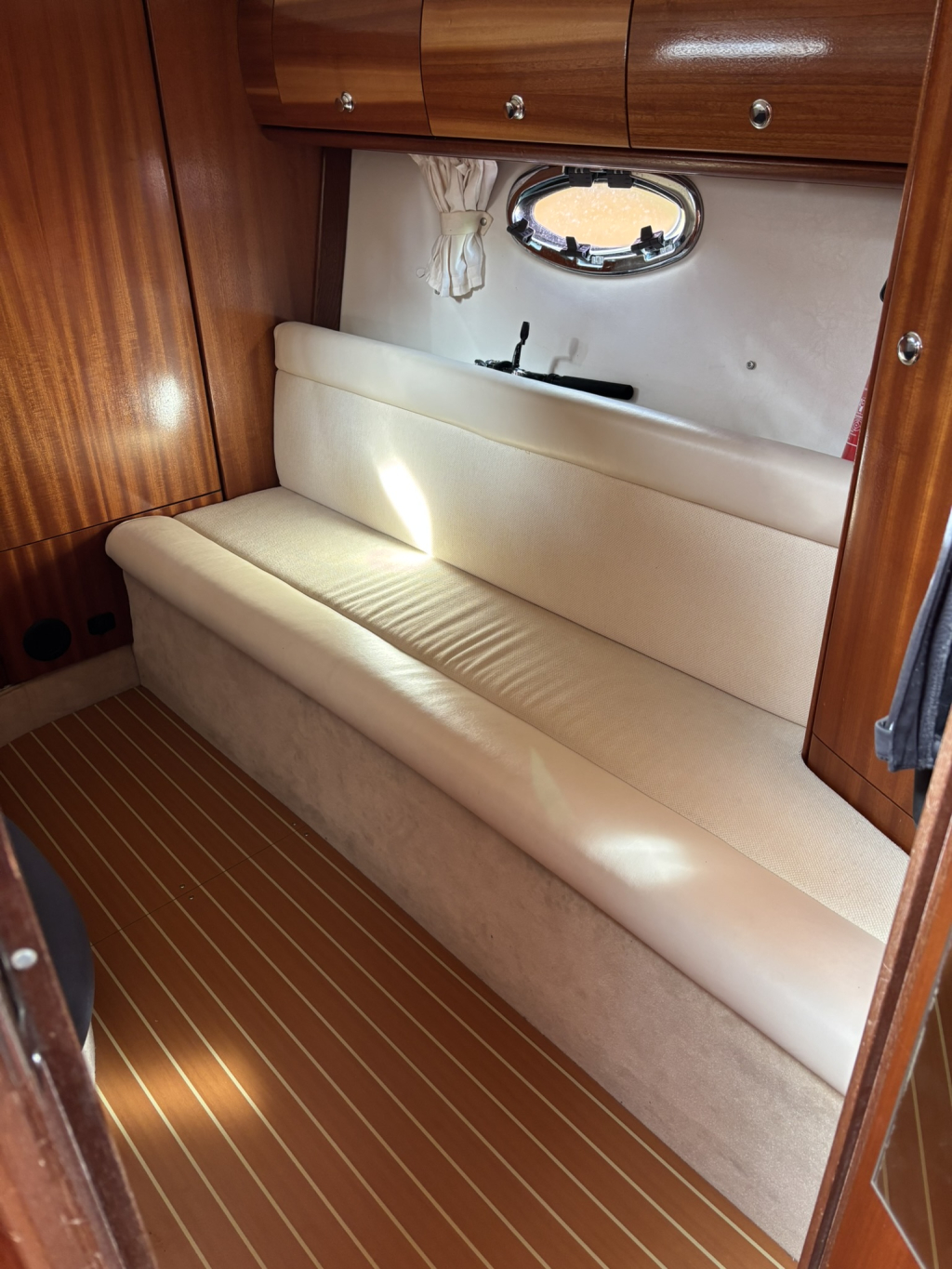 Bavaria  37 Sport — foto 17 van 33