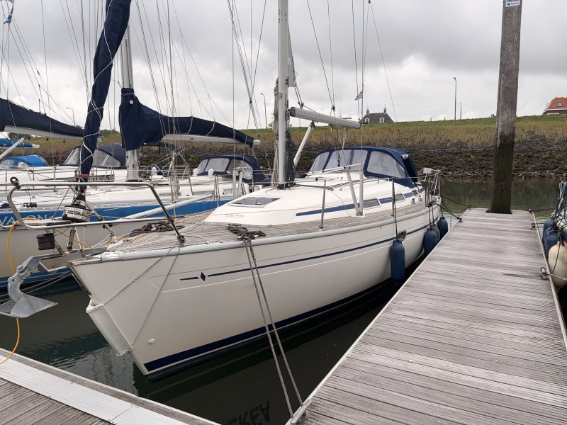 Bavaria Gmbh Bavaria 37-2 — foto 2 van 12