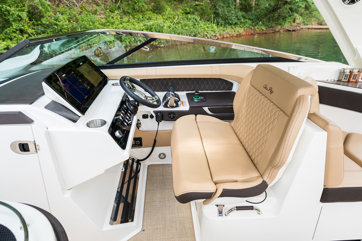 Sea Ray SLX 310 Outboard — foto 17 van 29