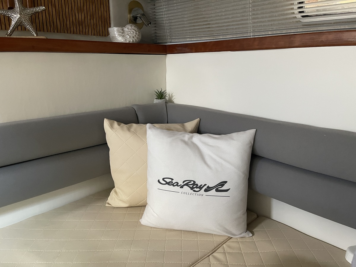 Sea Ray 310 Sundancer — foto 29 van 49