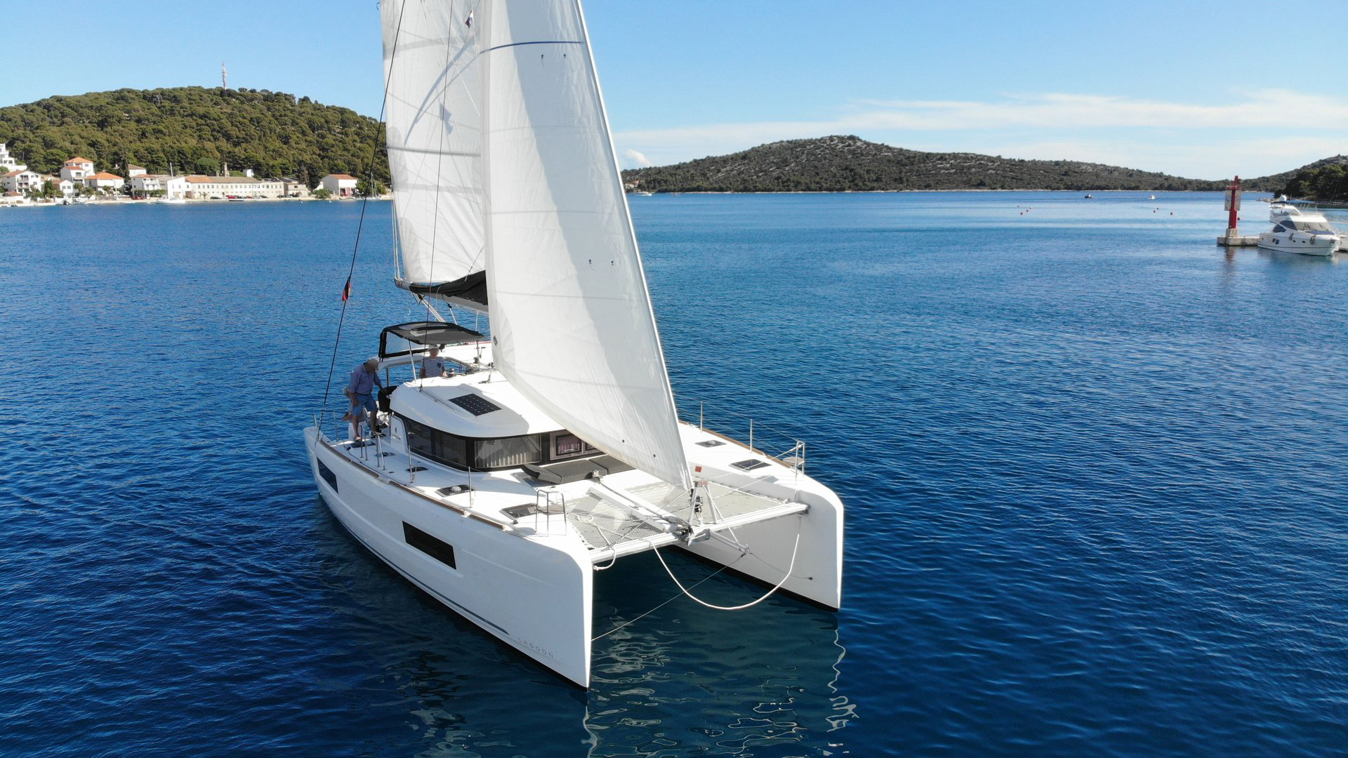 Lagoon 40 — foto 6 van 23