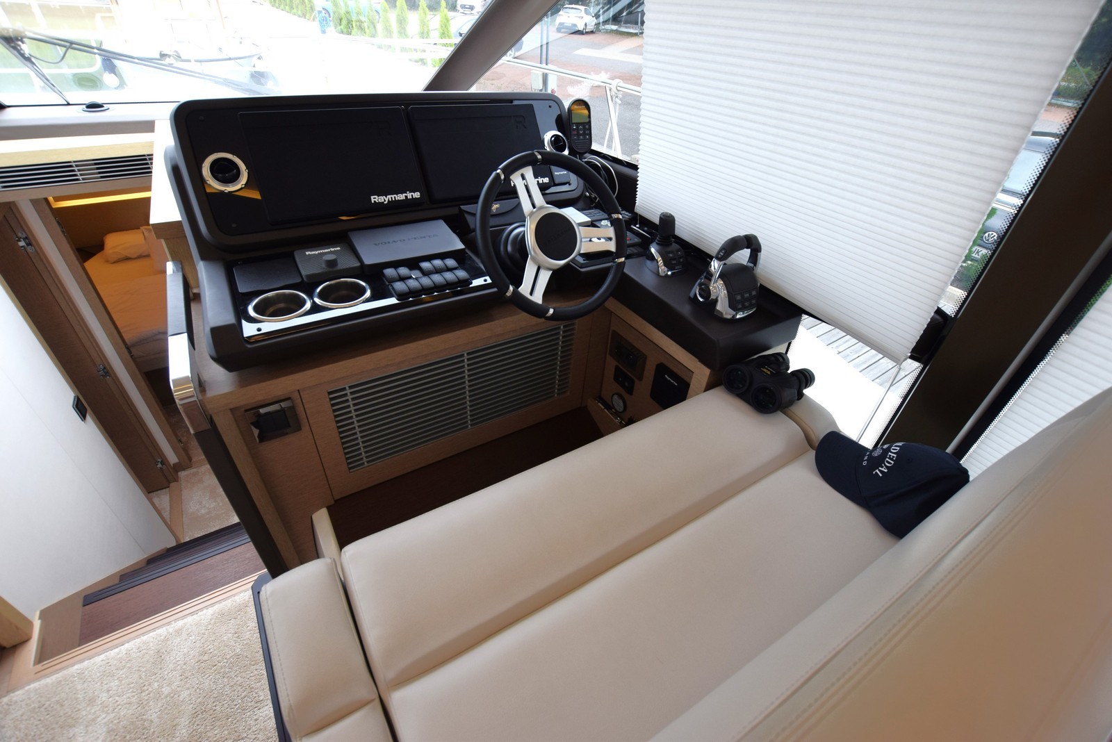 Prestige 520 — foto 16 van 24