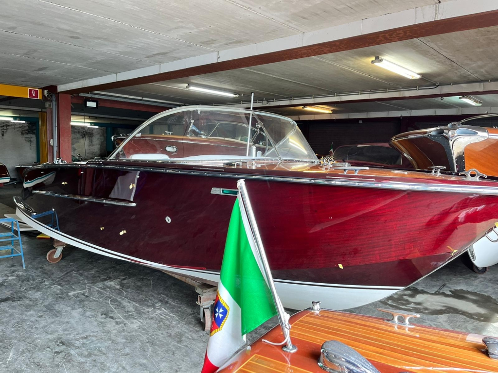 Boesch 680 Costa Brava de Luxe — foto 3 van 4