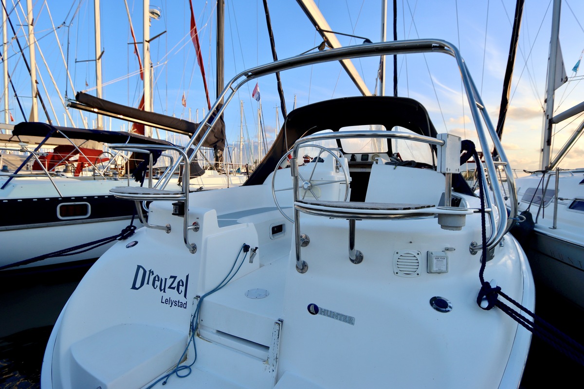 Hunter 306 — foto 14 van 66