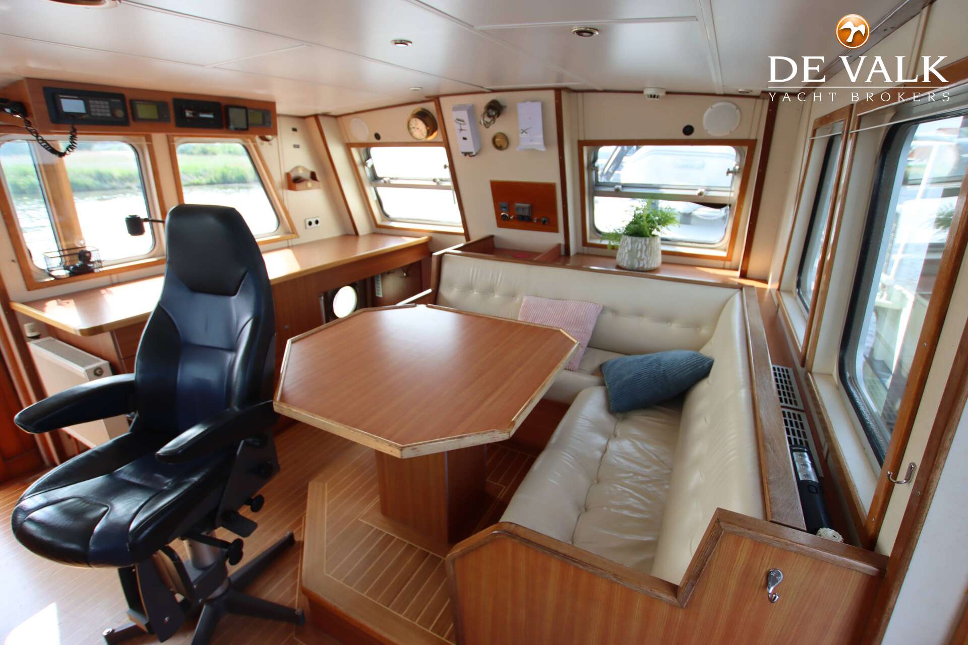 Bekebrede 1800 Explorer Trawler — foto 27 van 36