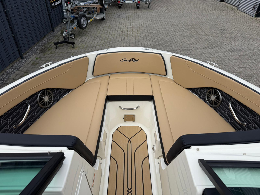 Sea Ray SPX 190 (Gedupliceerd) — foto 16 van 25
