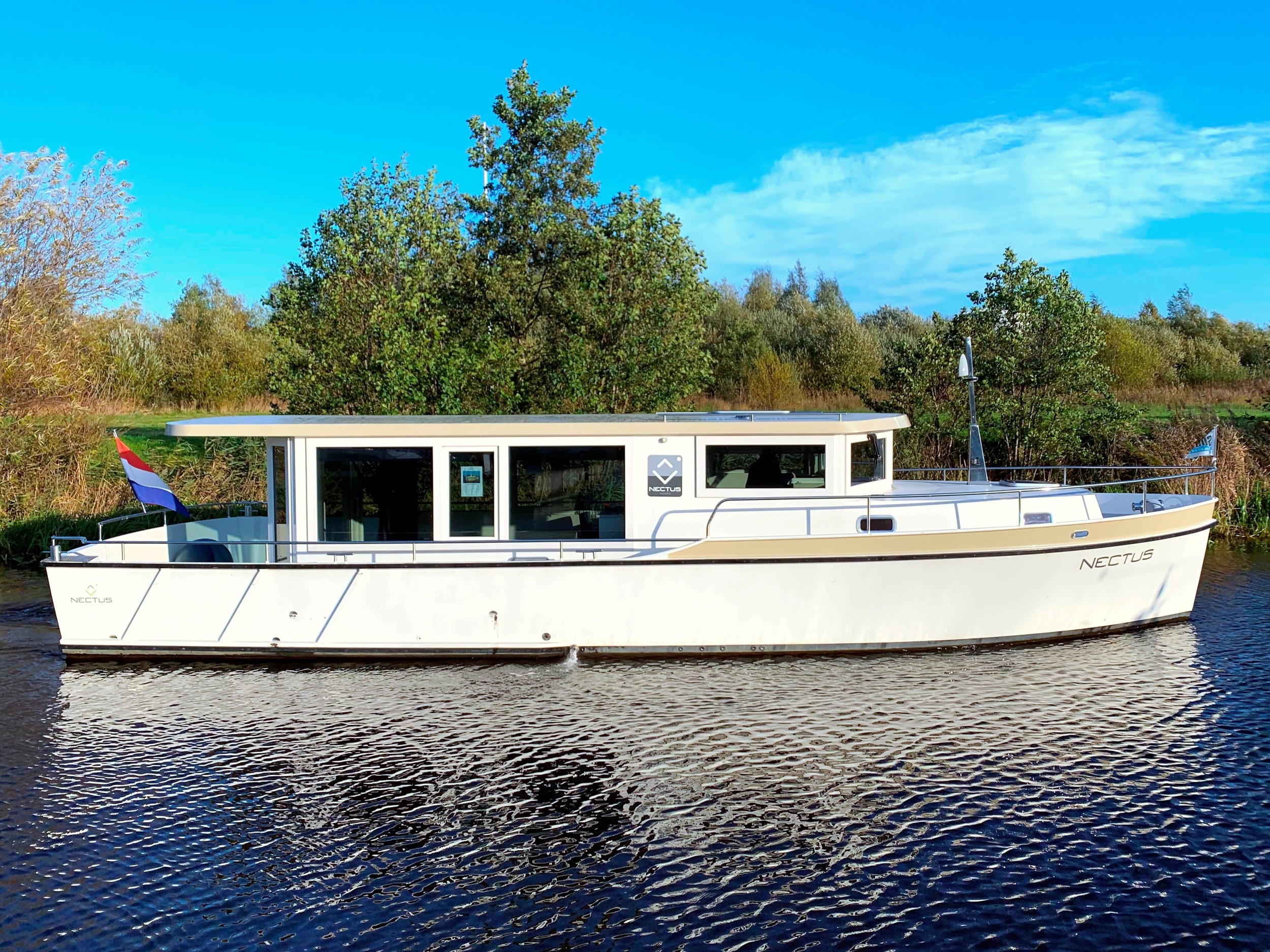 Succes Nectus 1200 — foto 26 van 27
