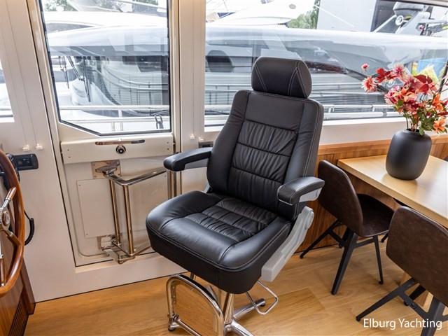 Van den Hoven Executive 18.50 - Stabilizers — foto 14 van 100