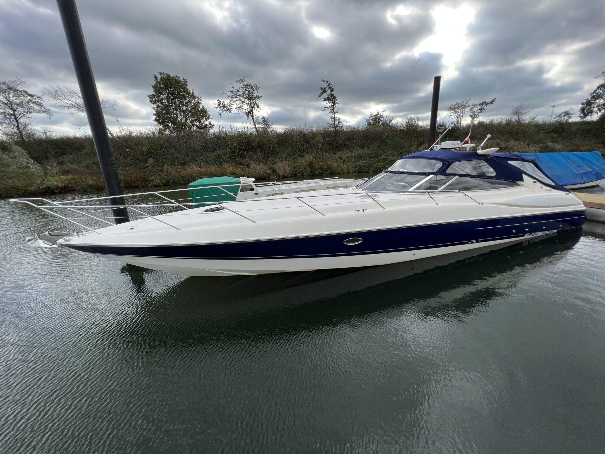 Sunseeker Superhawk 48 Cabrio — foto 45 van 48
