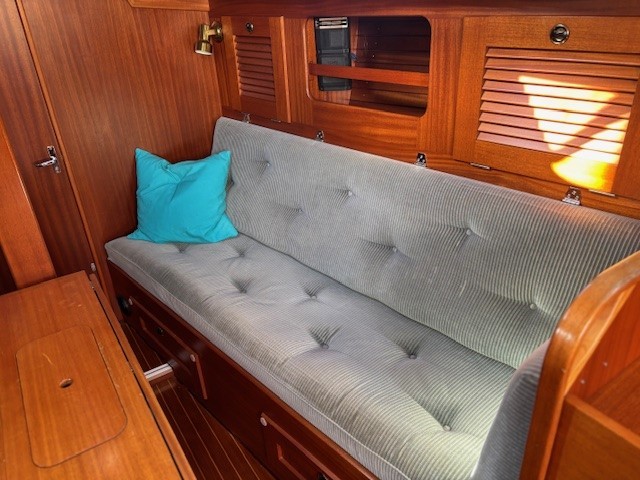 Hallberg-Rassy 31 — foto 45 van 65