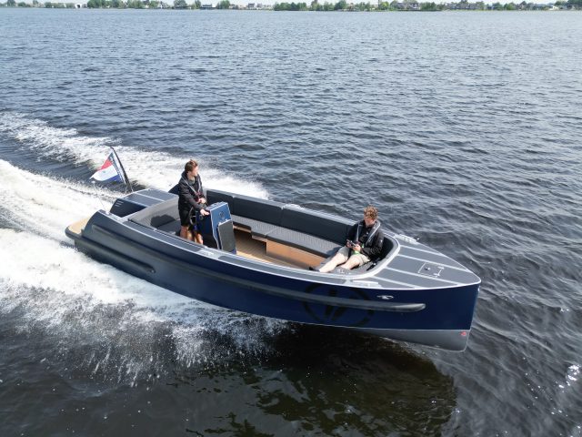 An Vossen 777 Tender | 80 Pk | Unieke Blauwe Wrap | Demo-Deal — foto 3 van 3