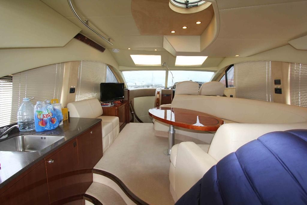 Sealine T50 — foto 2 van 2