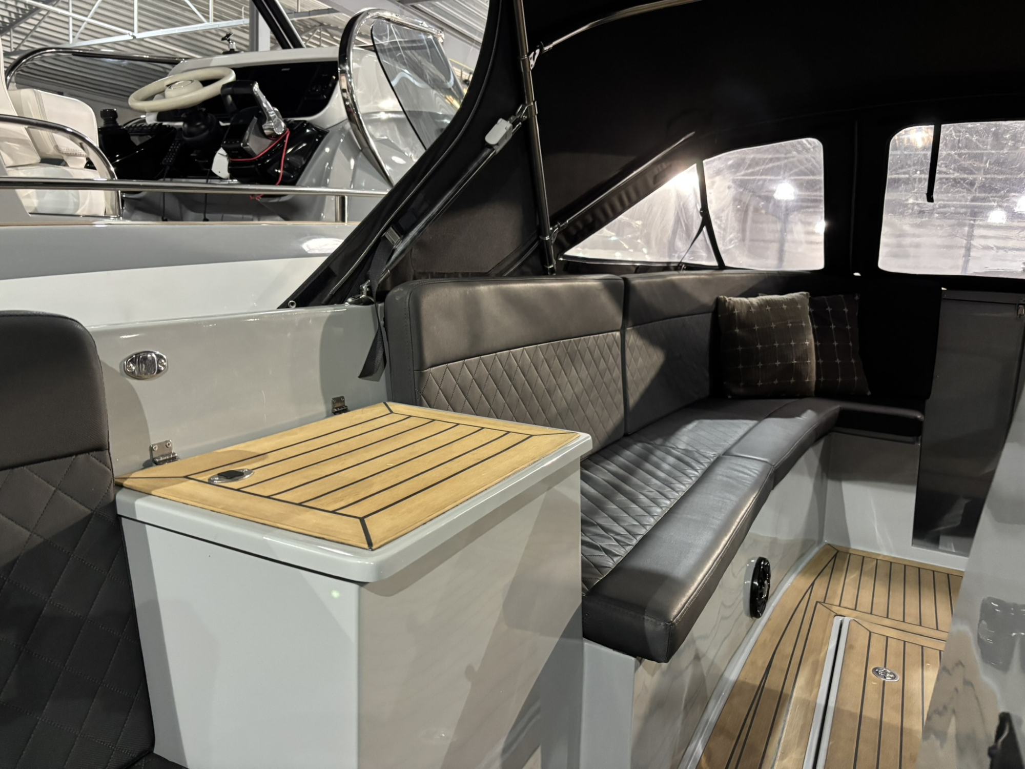 Maxima Boats 840 met Mercury 350 pk bouwjaar 2020 — foto 17 van 23