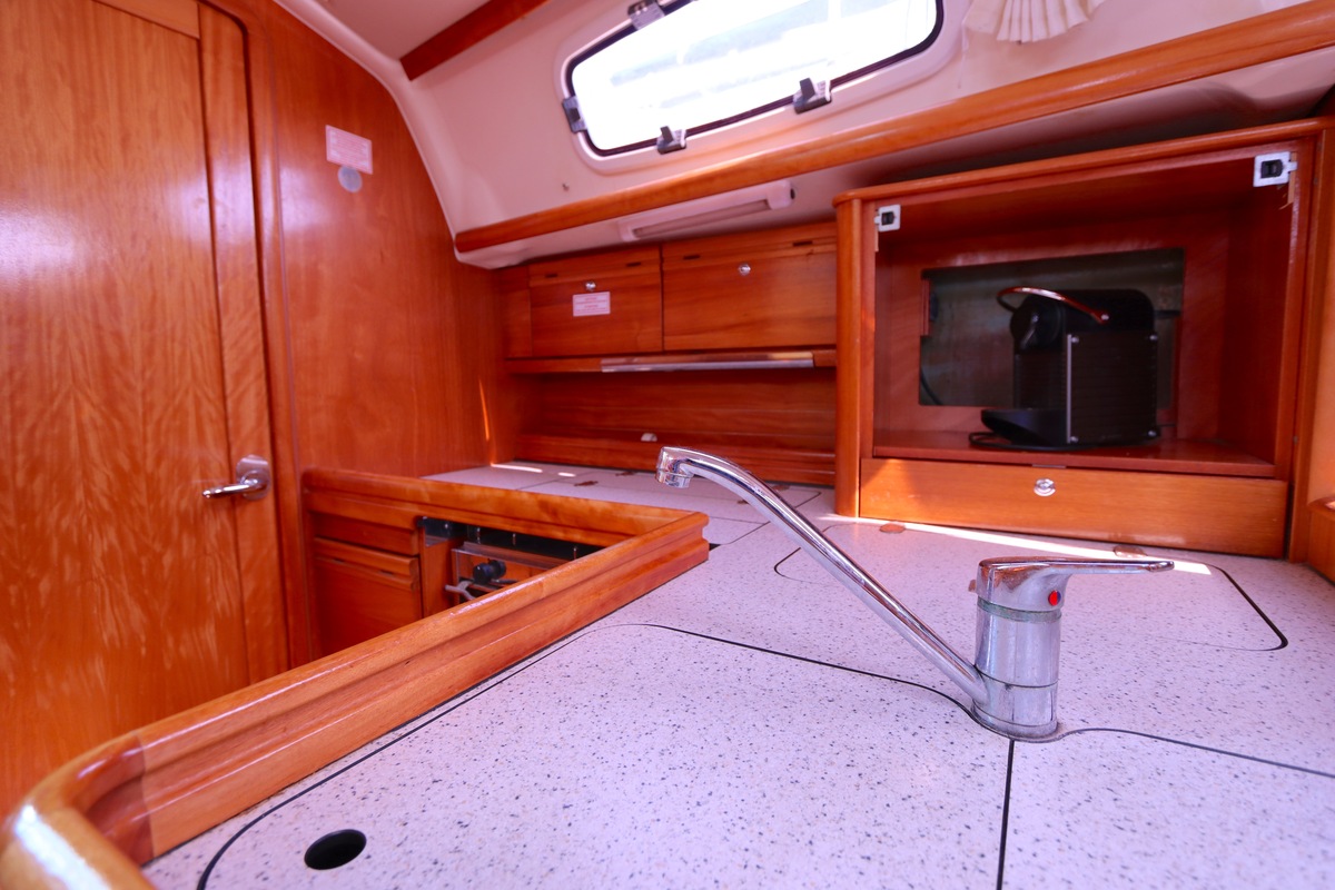 Bavaria 34 Cruiser — foto 21 van 63