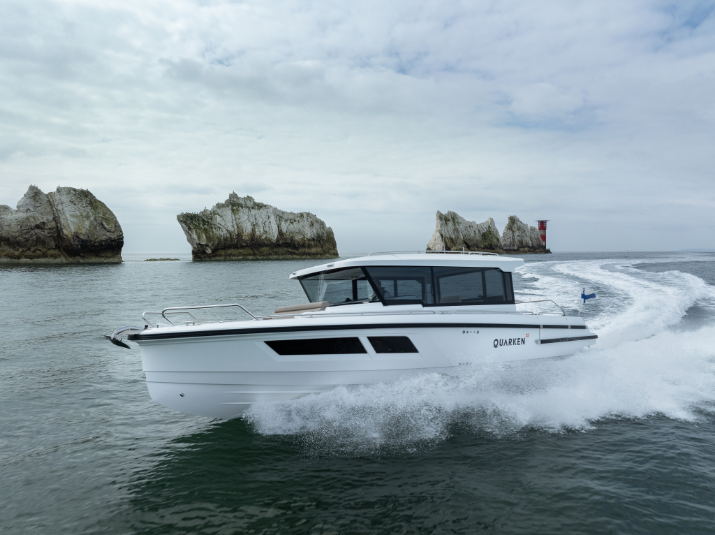 Quarken 35 Cabin + 2xF300 Yamaha — foto 25 van 65