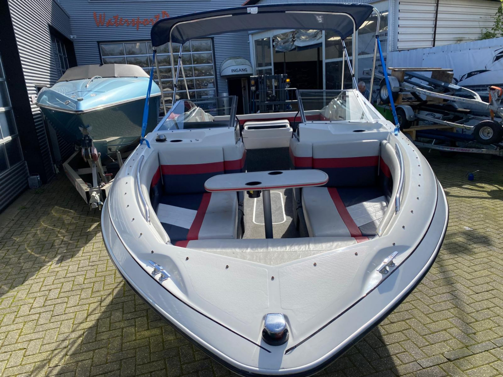 Bayliner Capri Bowrider — foto 12 van 14