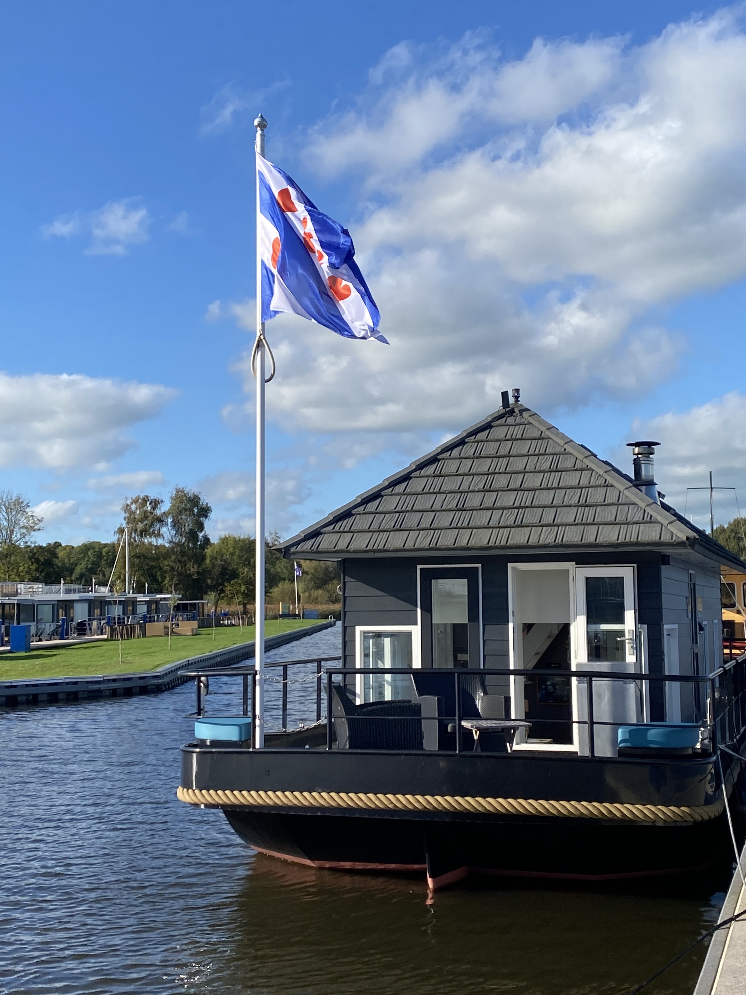 Prins HomeShip 1350 | VaarHuis | Houseboat | Flark | Varende Huisboot — foto 9 van 47