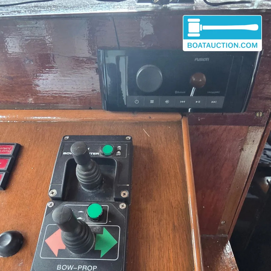 Motorboat 1050 nu in de online veiling. — foto 4 van 16