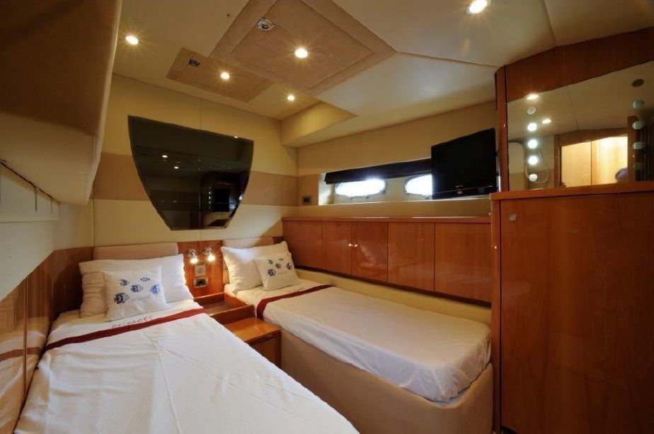 Sealine T60 — foto 2 van 2