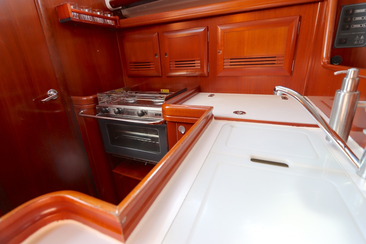 BENETEAU OCEANIS CLIPPER 373 — foto 10 van 48
