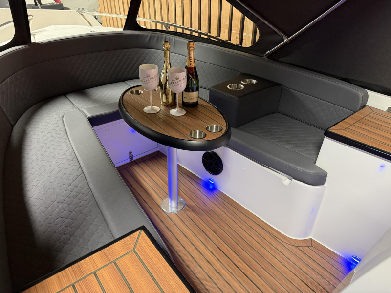 Clever 60 Deluxe 40pk Honda Nieuw — foto 6 van 12