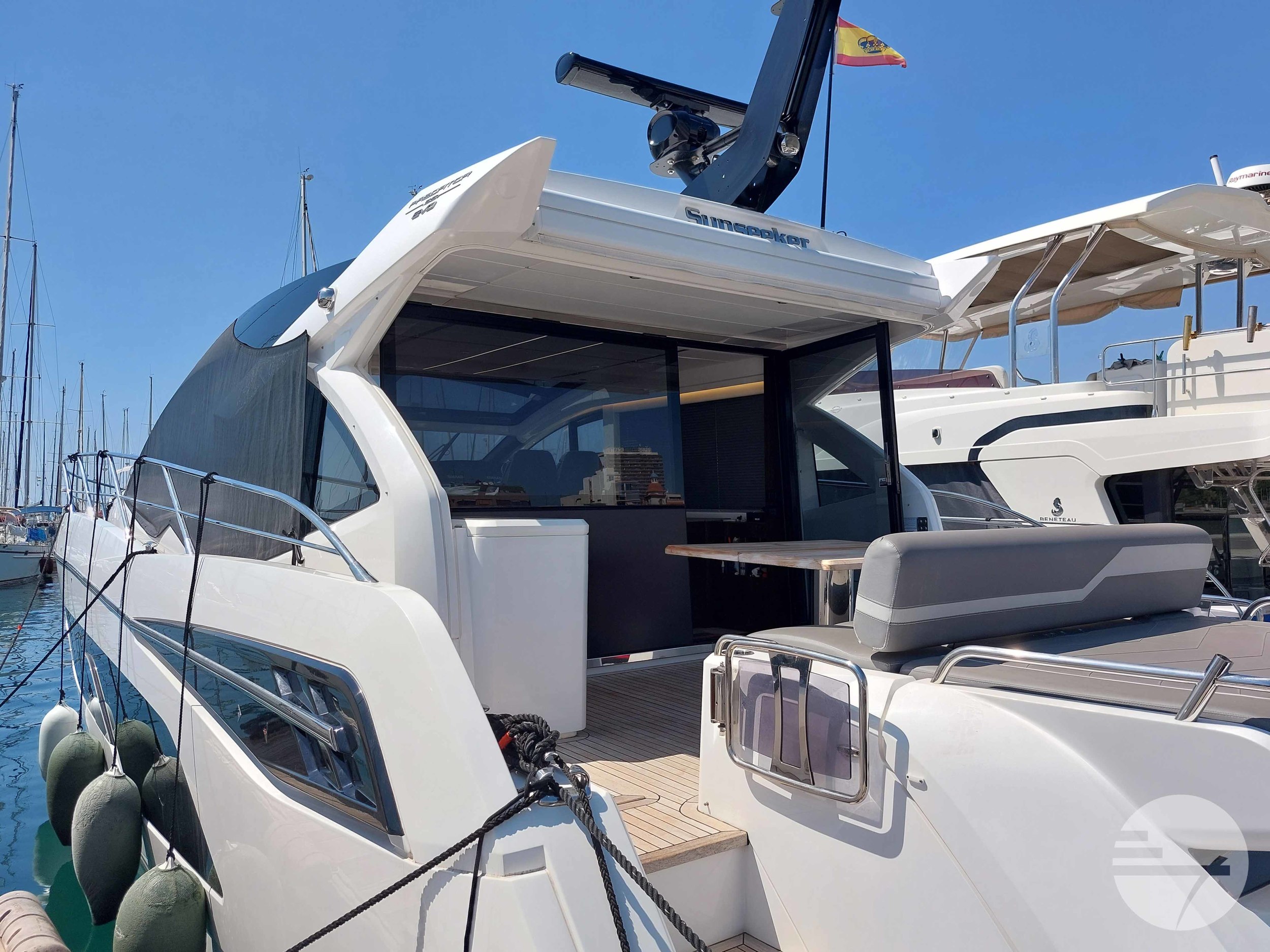 Sunseeker Predator 55 EVO — foto 13 van 70