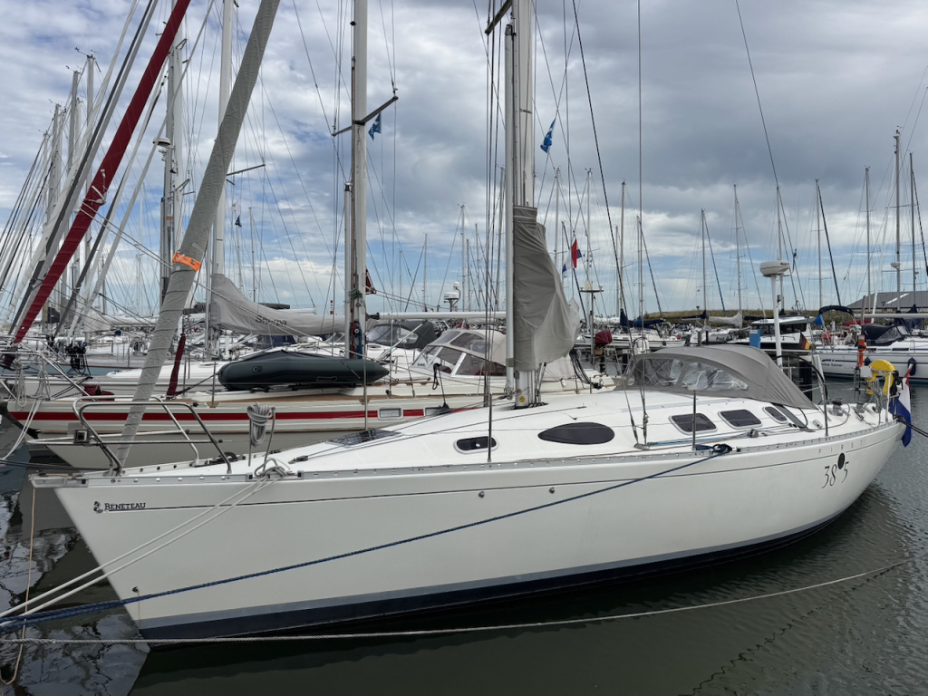 Beneteau First 38s5 — foto 3 van 24