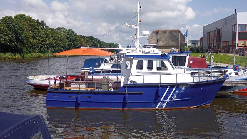 Ex beroeps vissersboot — foto 3 van 12
