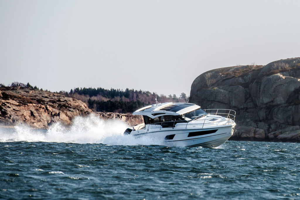 Grandezza 37 Outboard (Hybride varen mogelijk) — foto 8 van 22