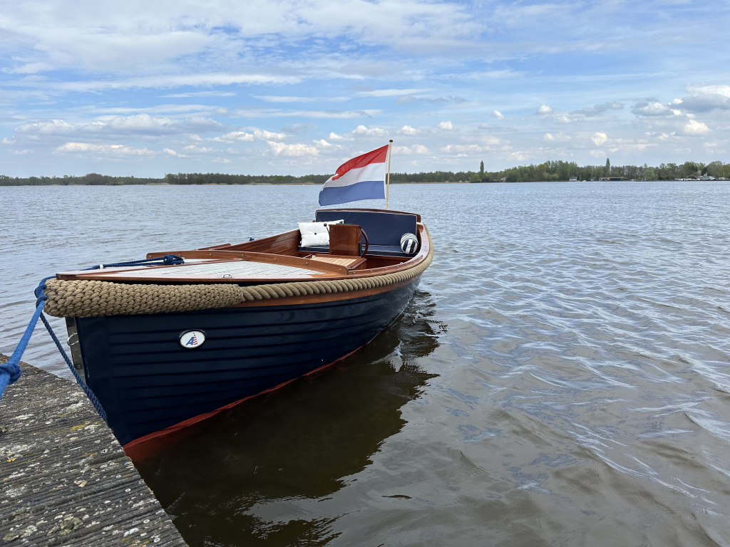 Akerboom Spiegelsloep 5.70 – Tijdloze klassieker met Vetus diesel  Inboard — foto 28 van 30
