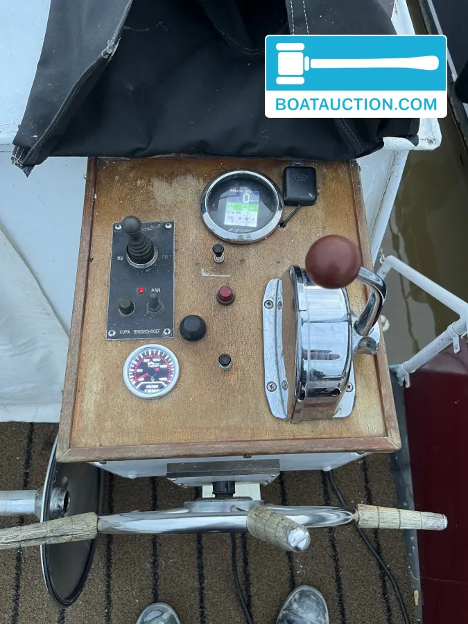 Succeskruiser 900 nu in de online veiling. — foto 5 van 29