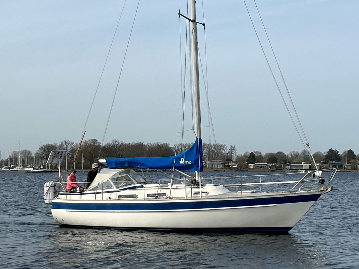Hallberg Rassy 312