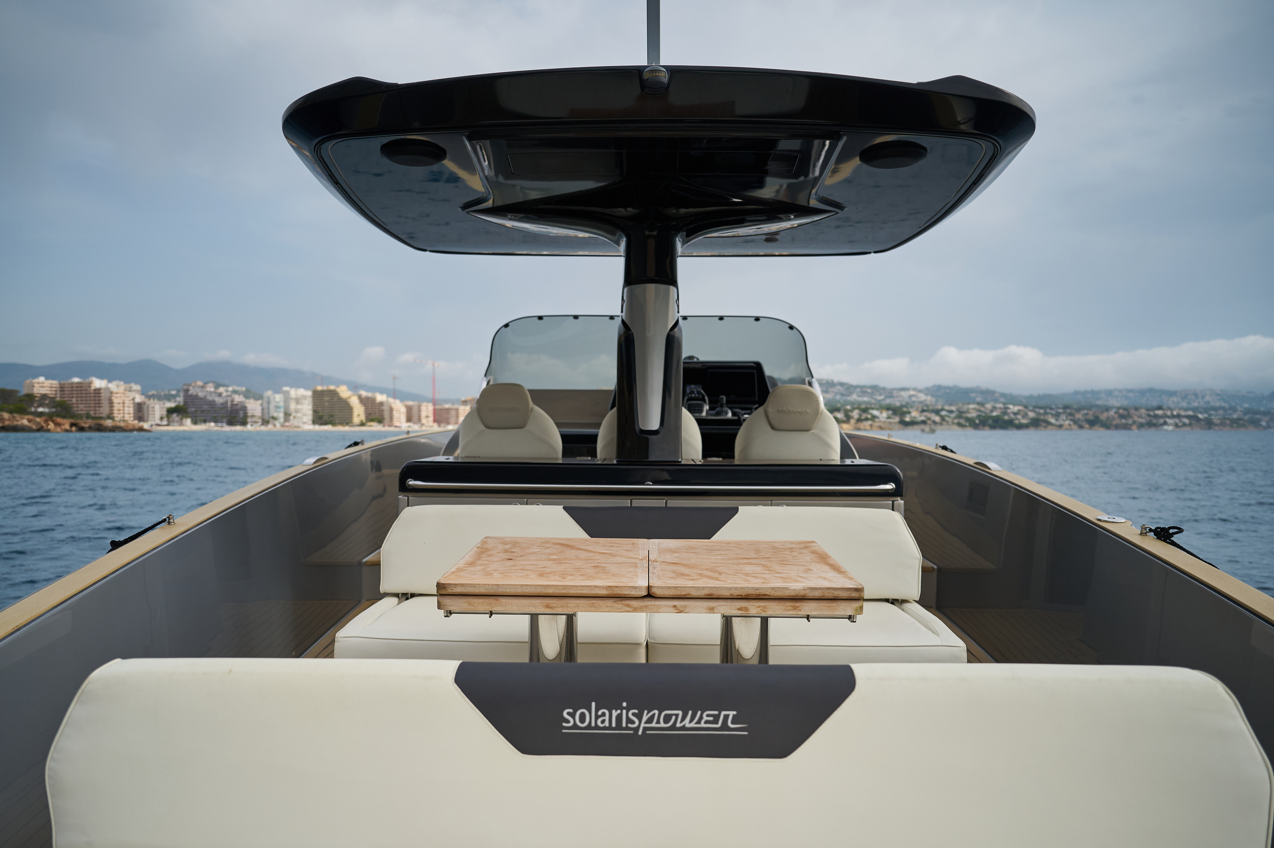 Solaris 40 Open — foto 12 van 21