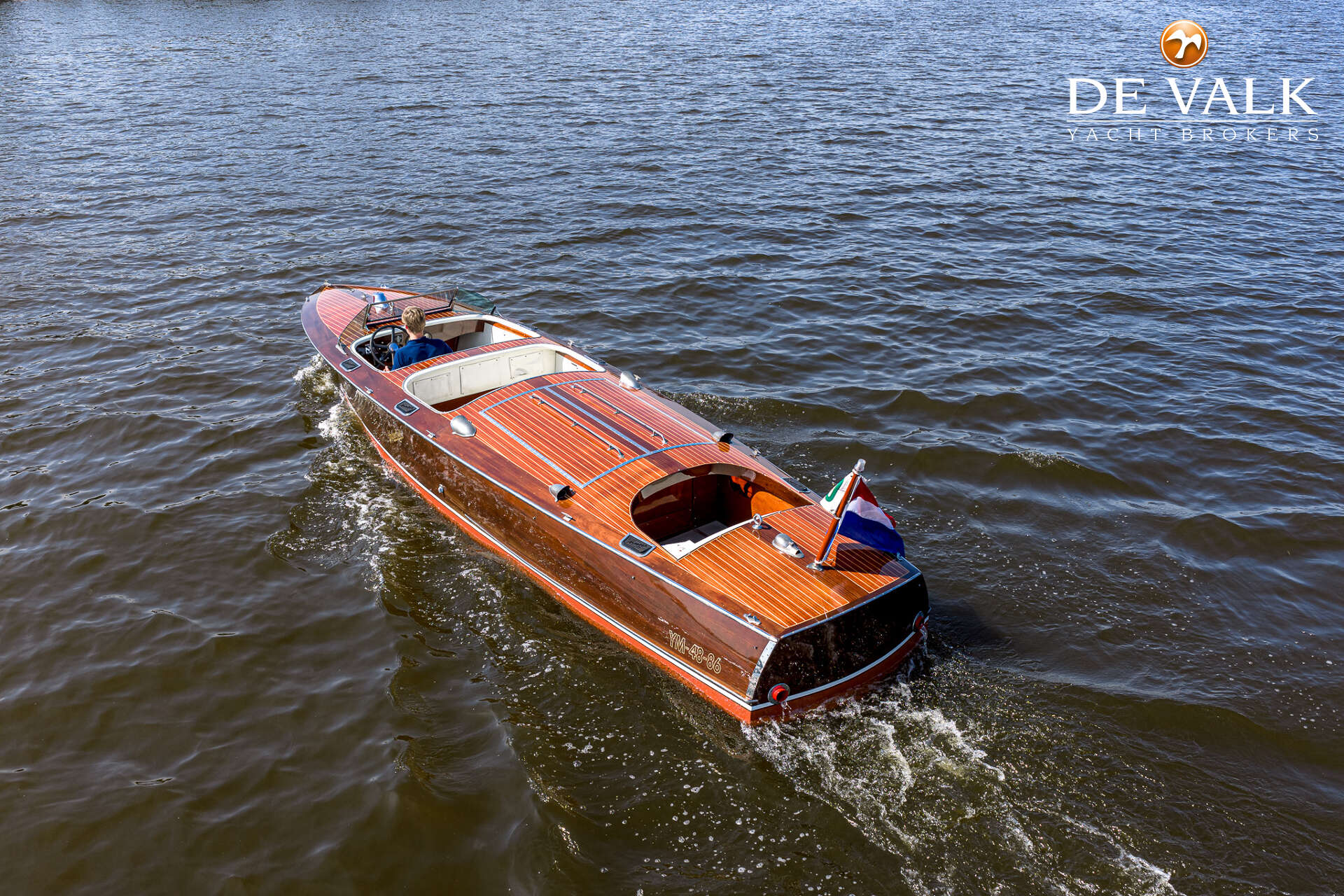 Hacker-Craft Triple Cockpit Runabout — foto 8 van 33