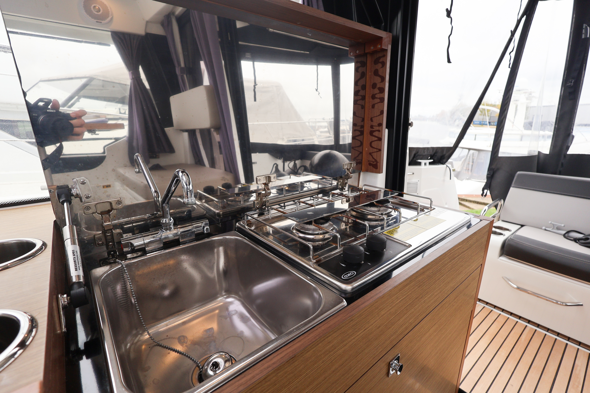 Jeanneau Merry Fisher 895 Offshore — foto 21 van 37