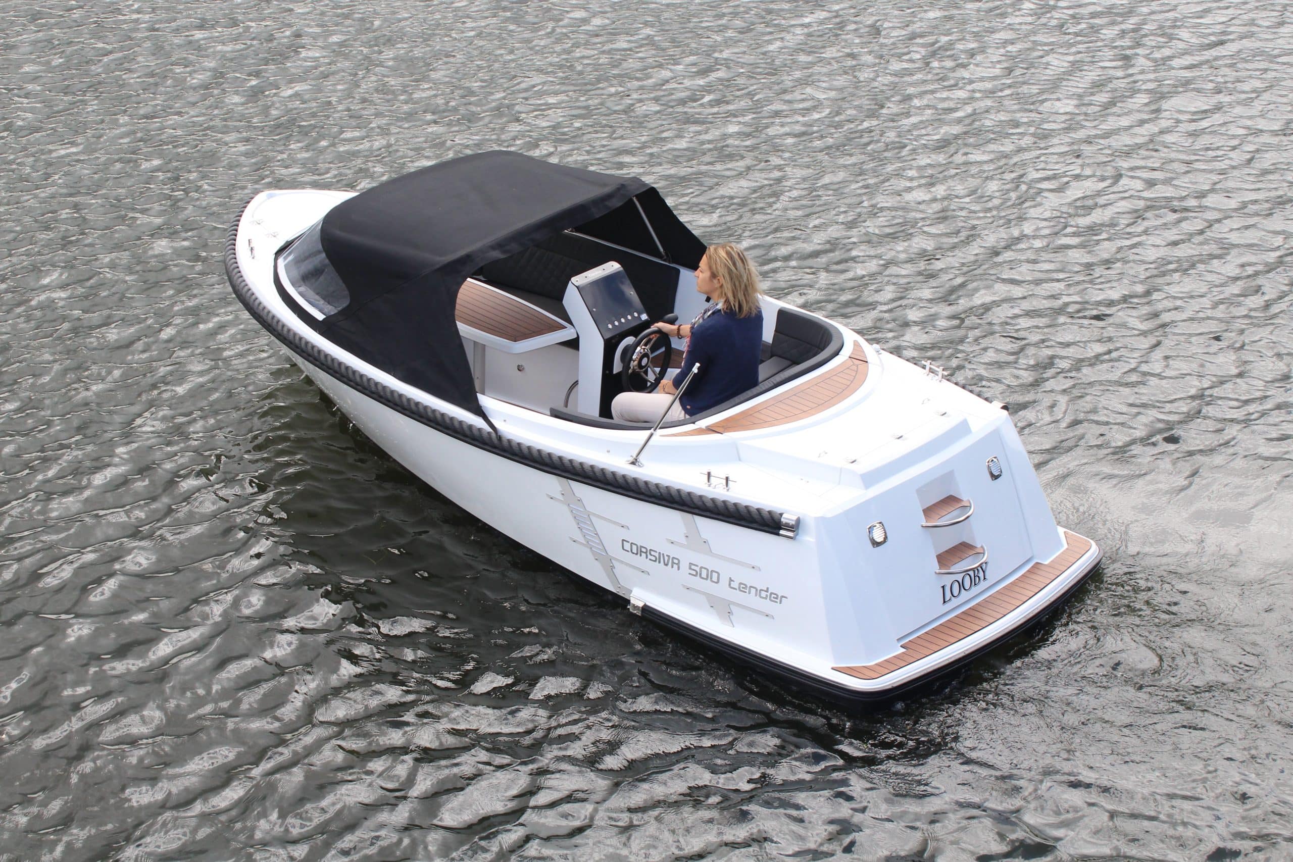 Corsiva 500 Tender — foto 4 van 17