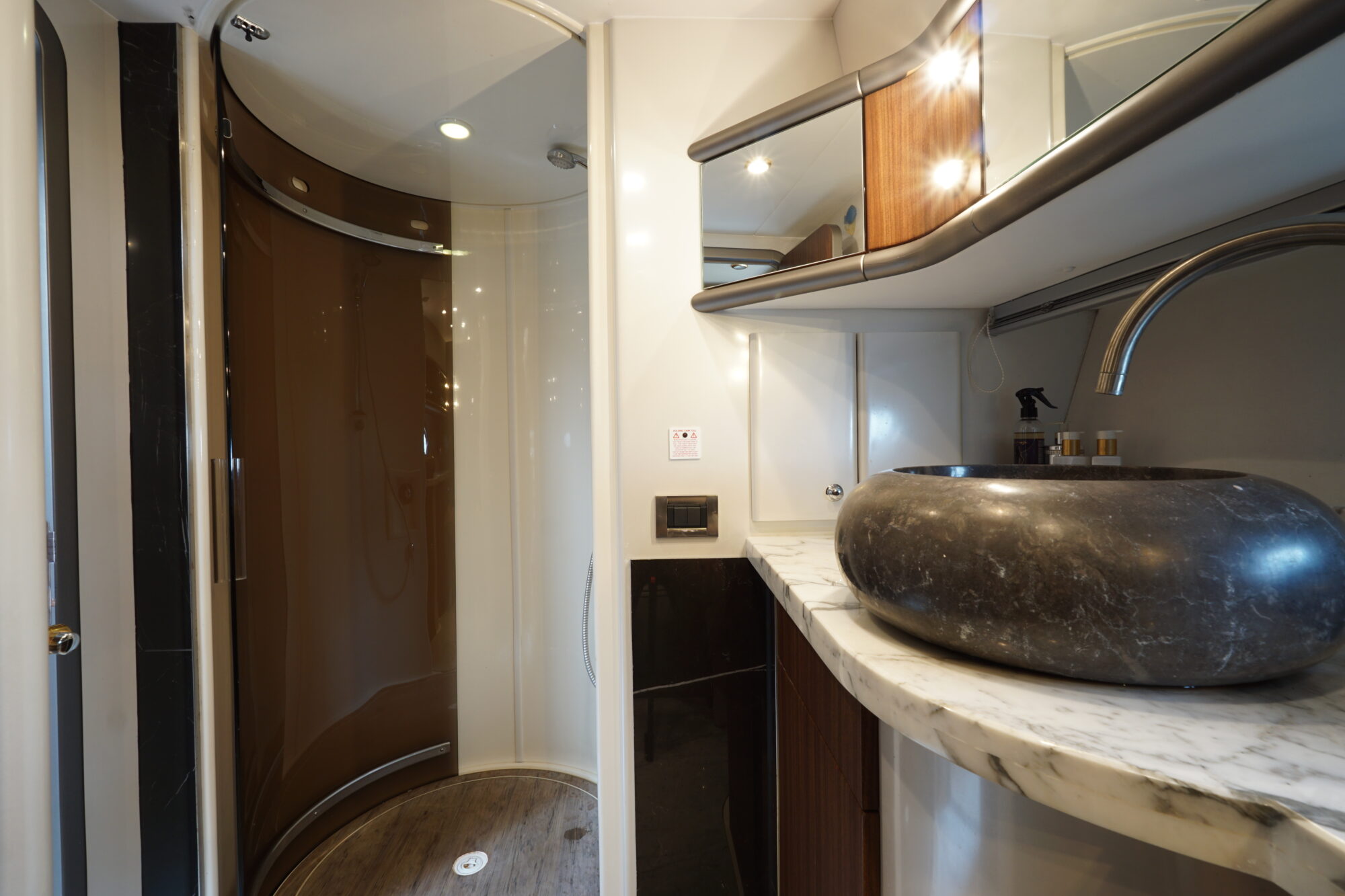 Sunseeker 62 Manhattan — foto 42 van 86