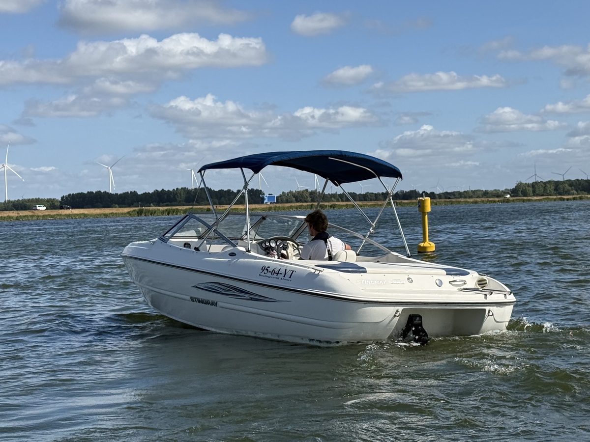 Stingray 195RX — foto 16 van 76