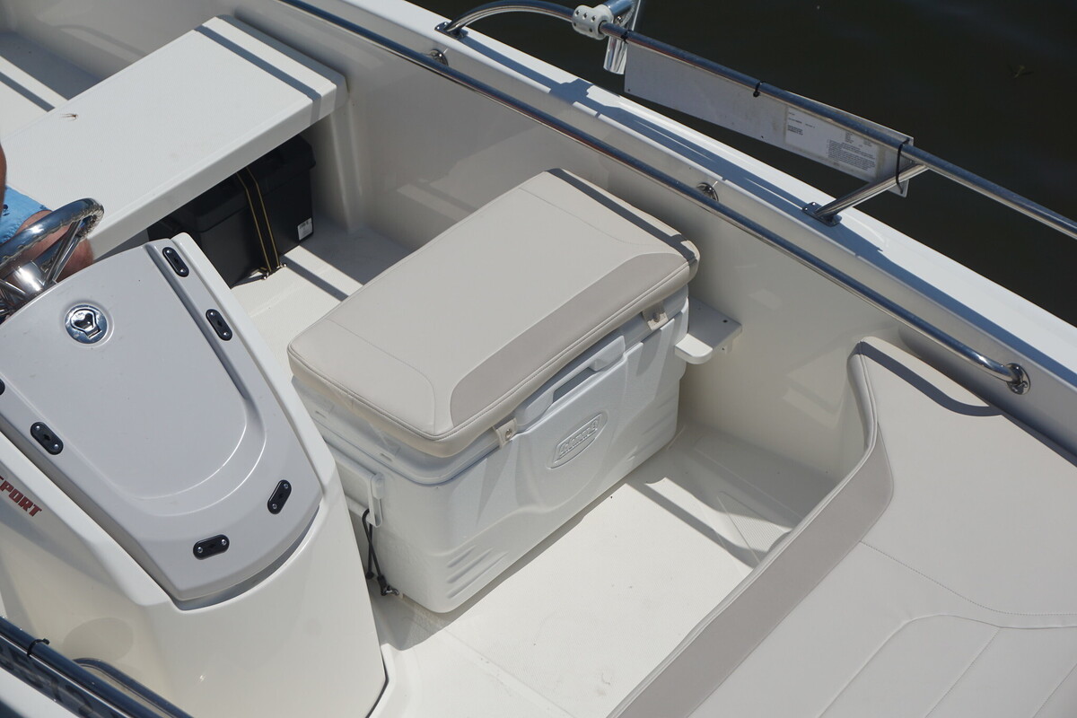 Boston Whaler 130 Super Sport — foto 15 van 18