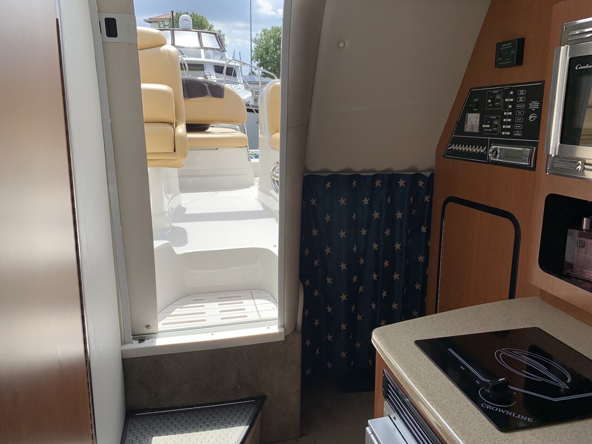 Crownline 280 CR — foto 26 van 37